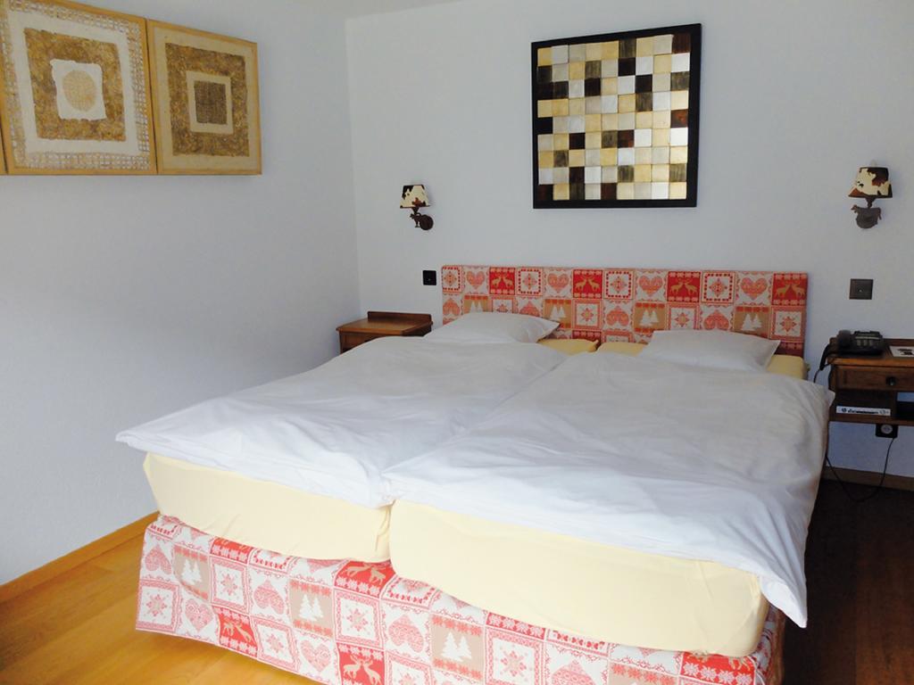 Hostellerie De L'Ardeve 오브로나즈 외부 사진