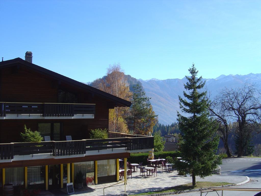 Hostellerie De L'Ardeve 오브로나즈 외부 사진