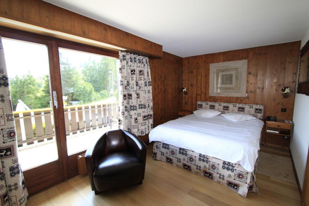 Hostellerie De L'Ardeve 오브로나즈 외부 사진